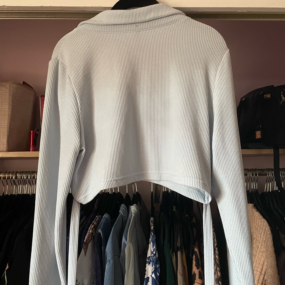 H&M Light Blue Ribbed Crop Top - Picture 4 of 4